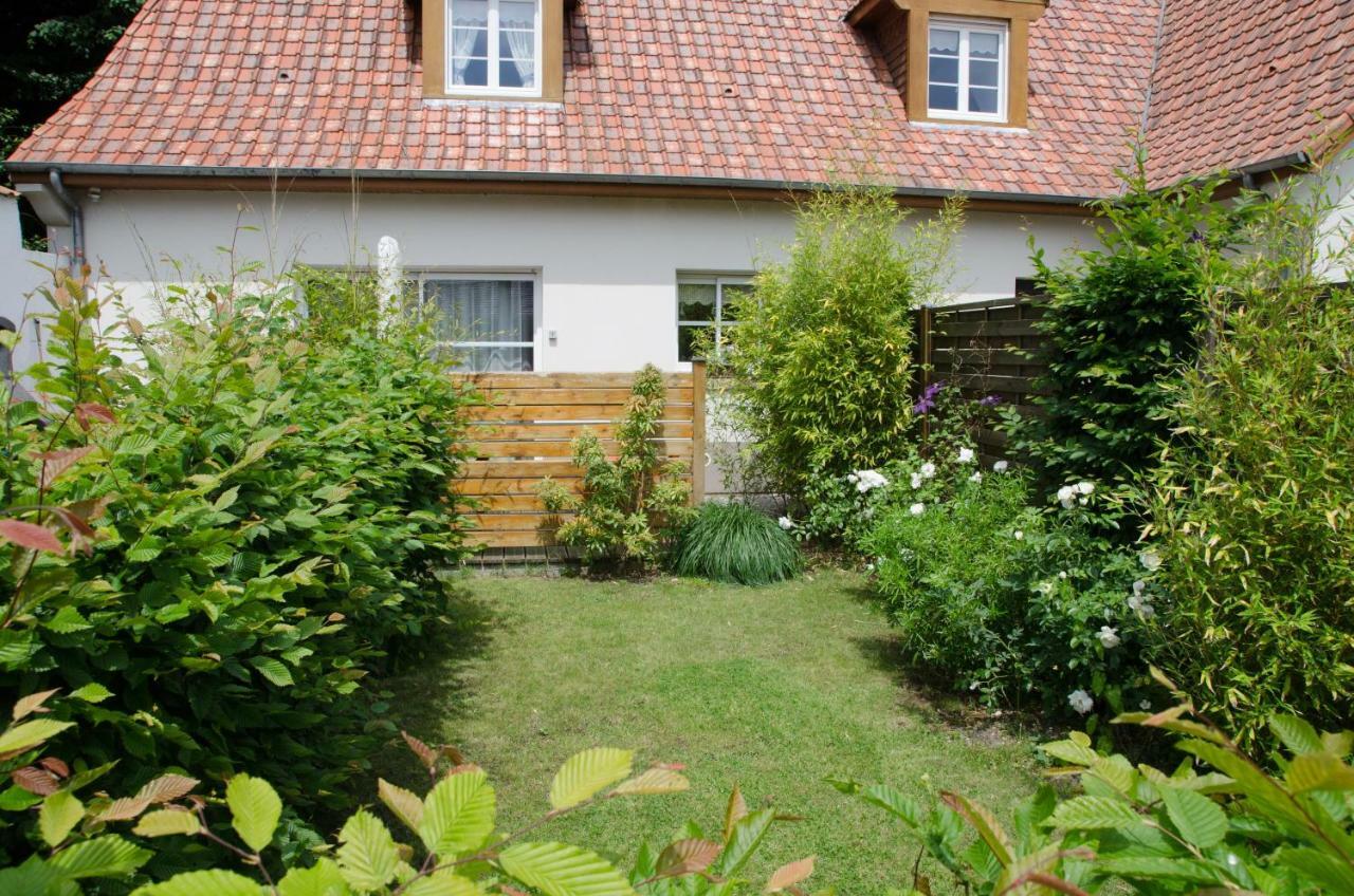 Whitley Cottage Condette Buitenkant foto